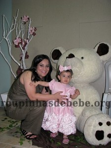 festa marrom e rosa urso com Giovanna e mamae