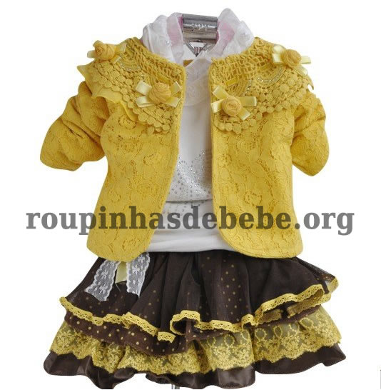 moda inverno infantil casaco amarelo com saia