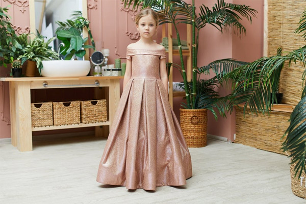 modelo de vestido infantil para formatura